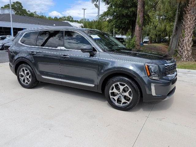 Certified Used 2020 Gravity Gray Kia EX image 3