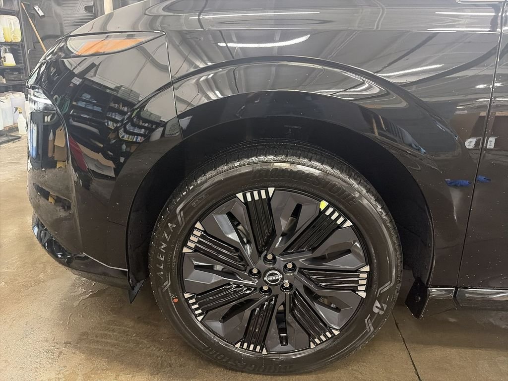 New 2026 Super Black Nissan Platinum image 10