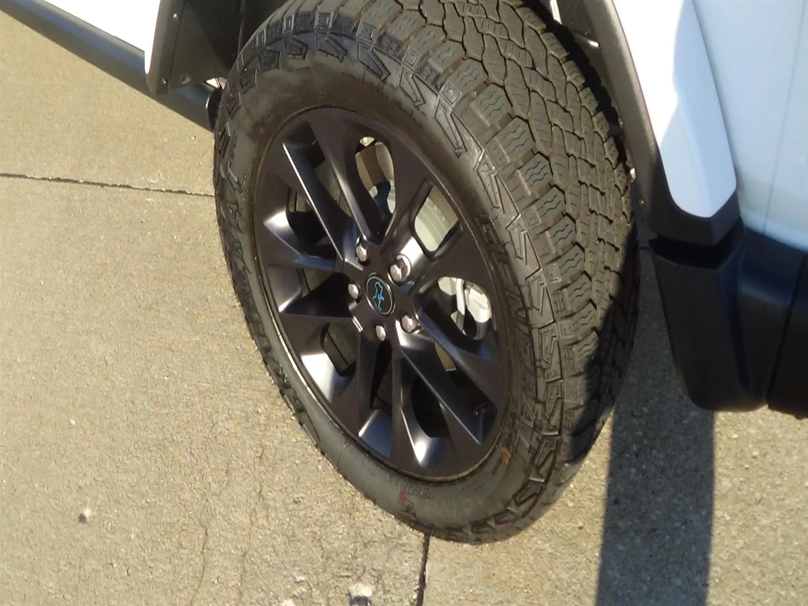 Certified Used 2025 Bright White Clear Coat (pw7) Jeep Backcountry 4xe image 9