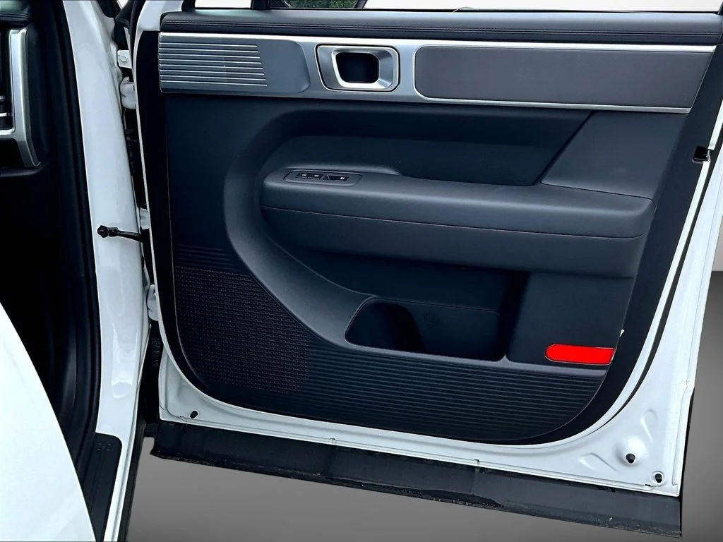 New 2026 White Hyundai SE image 30