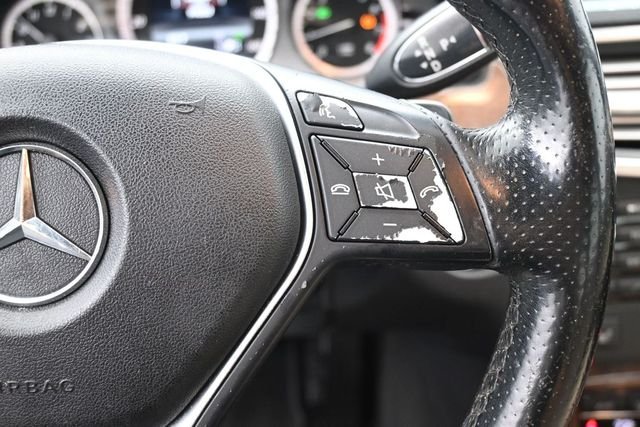 Used 2013  Mercedes-Benz E 350 image 6