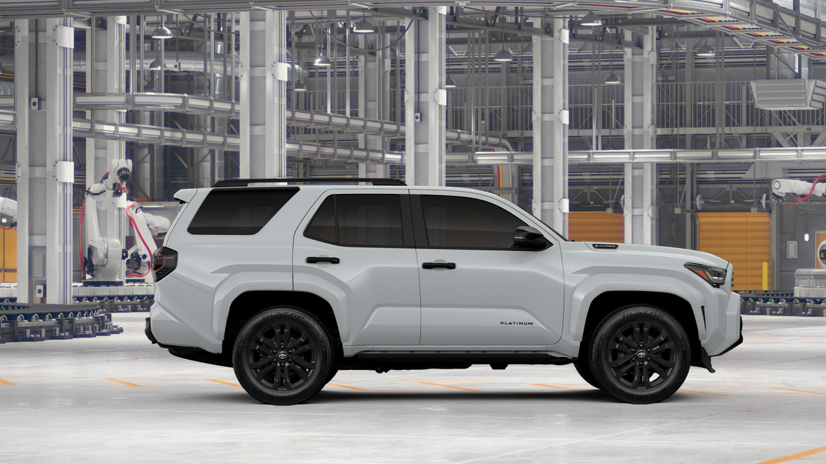 New 2026 Wind Chill Pearl Toyota Platinum image 12