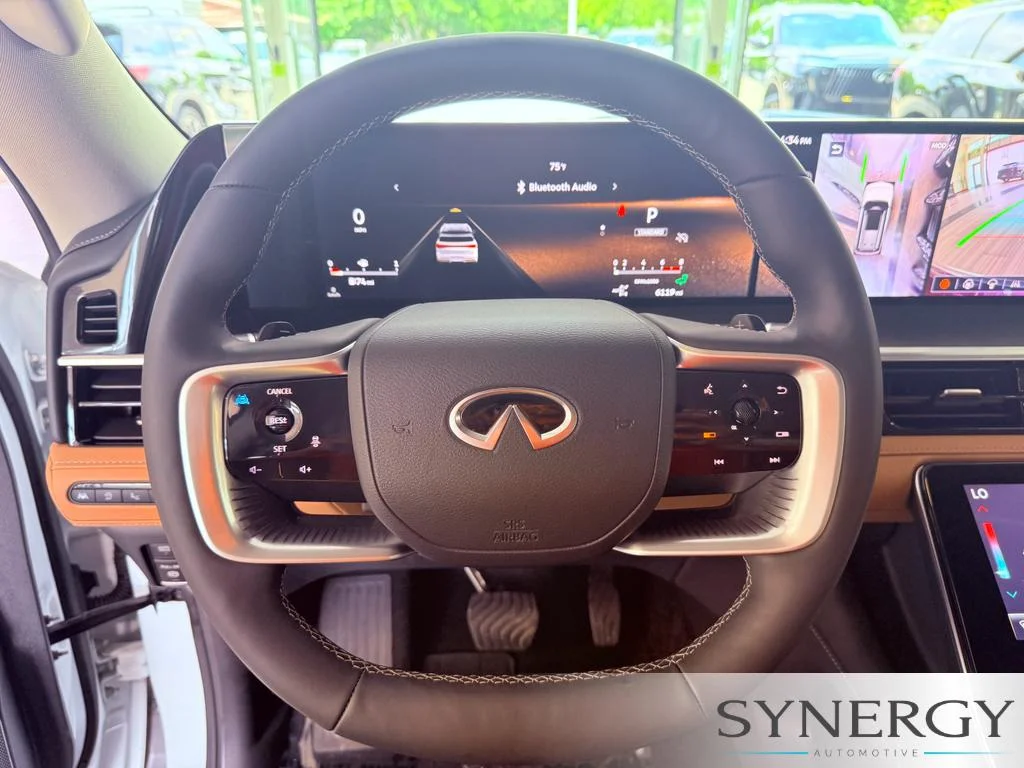 New 2026 RADIANT WHITE INFINITI Luxe 4WD image 17
