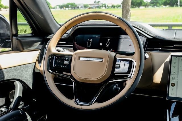 New 2026  Land Rover Dynamic SE image 18