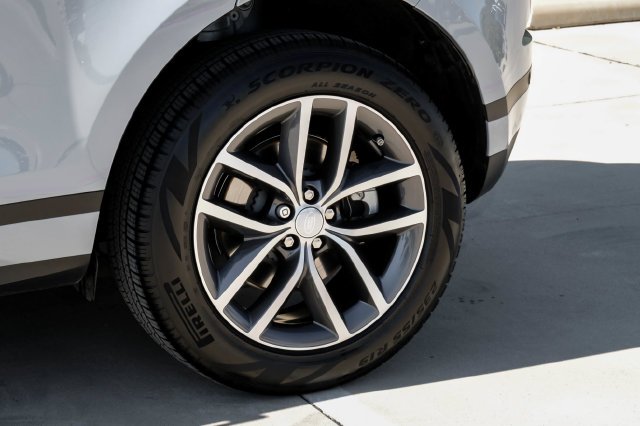 Used 2026 Gray Land Rover S image 67