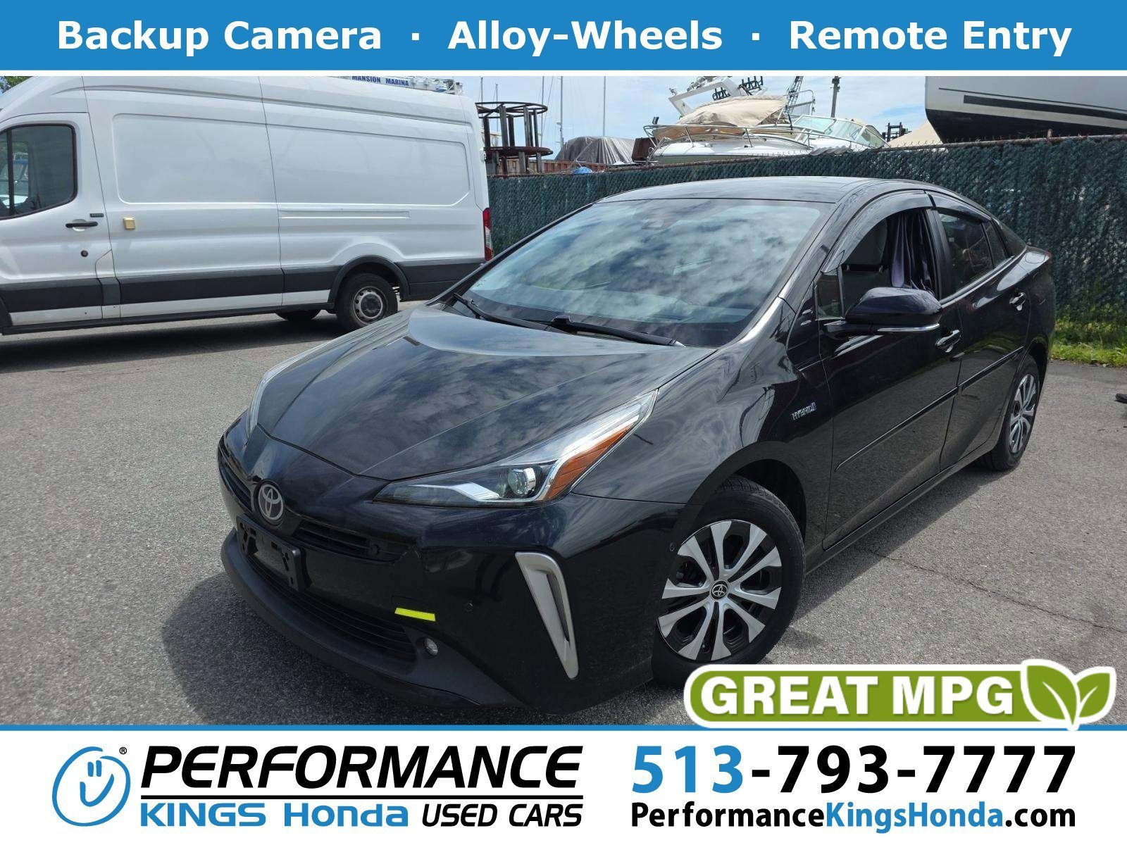 2019 Toyota Prius XLE AWD-e's photo