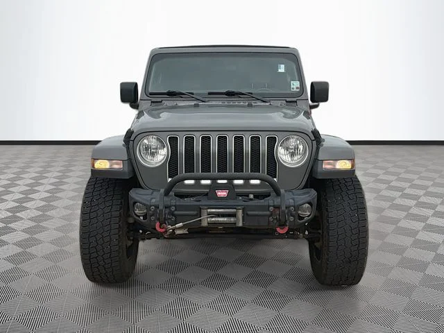 Used 2020 Gray Jeep Unlimited Sahara image 2