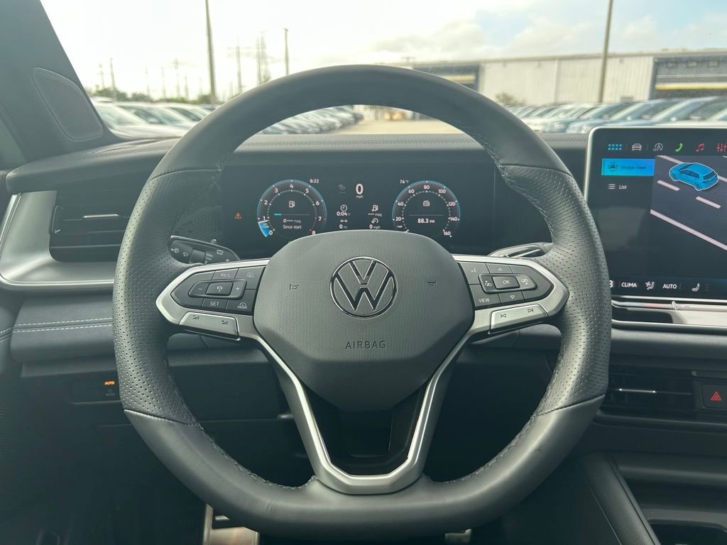 New 2026 White/off-white Volkswagen 2.0T SE R-Line Black image 18