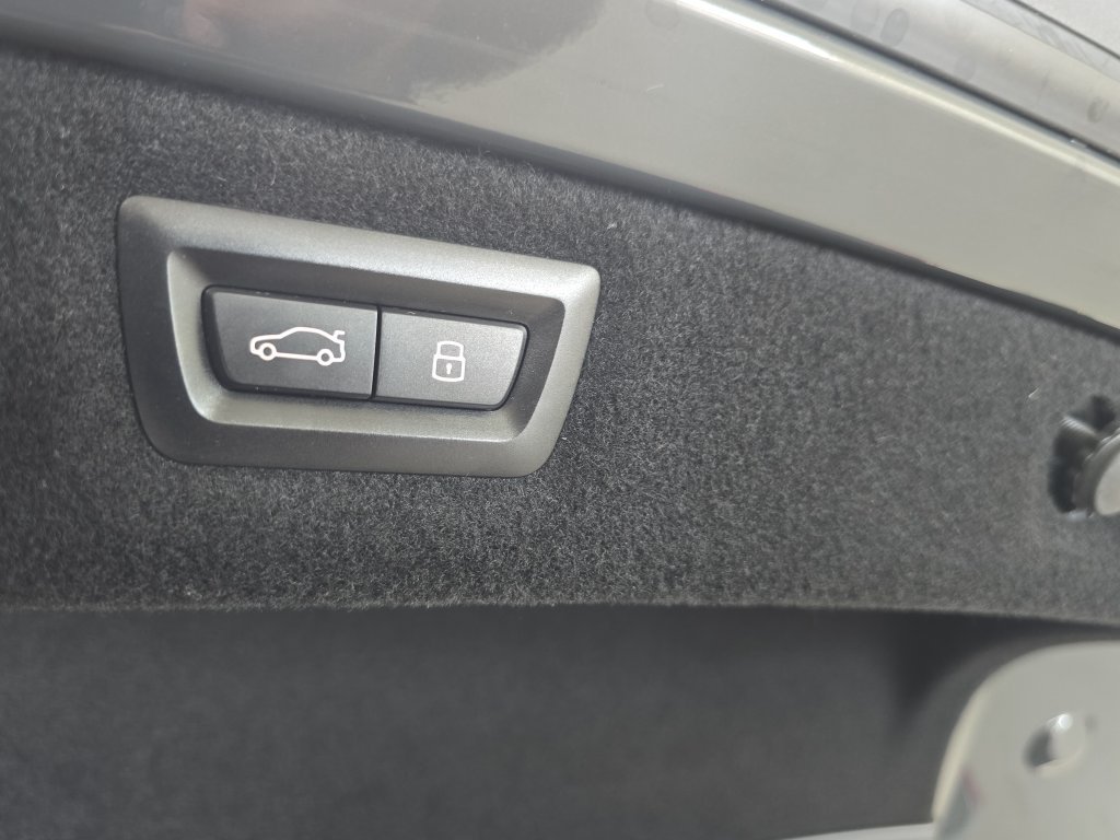 Used 2024 Dravit Grey Metallic BMW Competition image 31