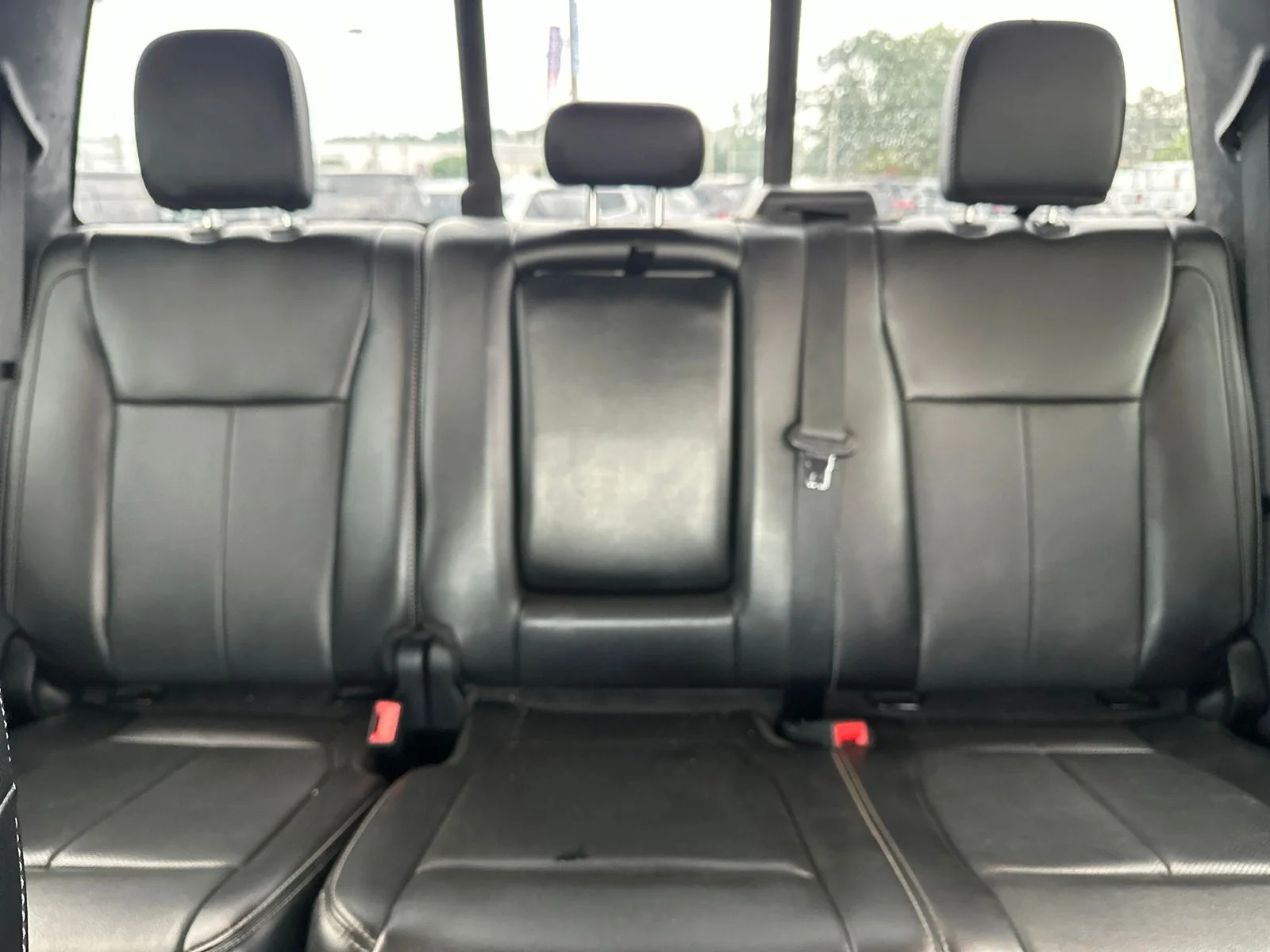 Used 2020 Gray Ford Lariat image 24