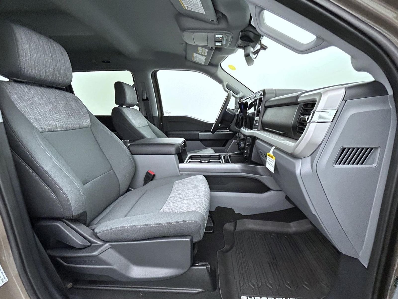 New 2026 Marsh Gray Ford XLT image 15