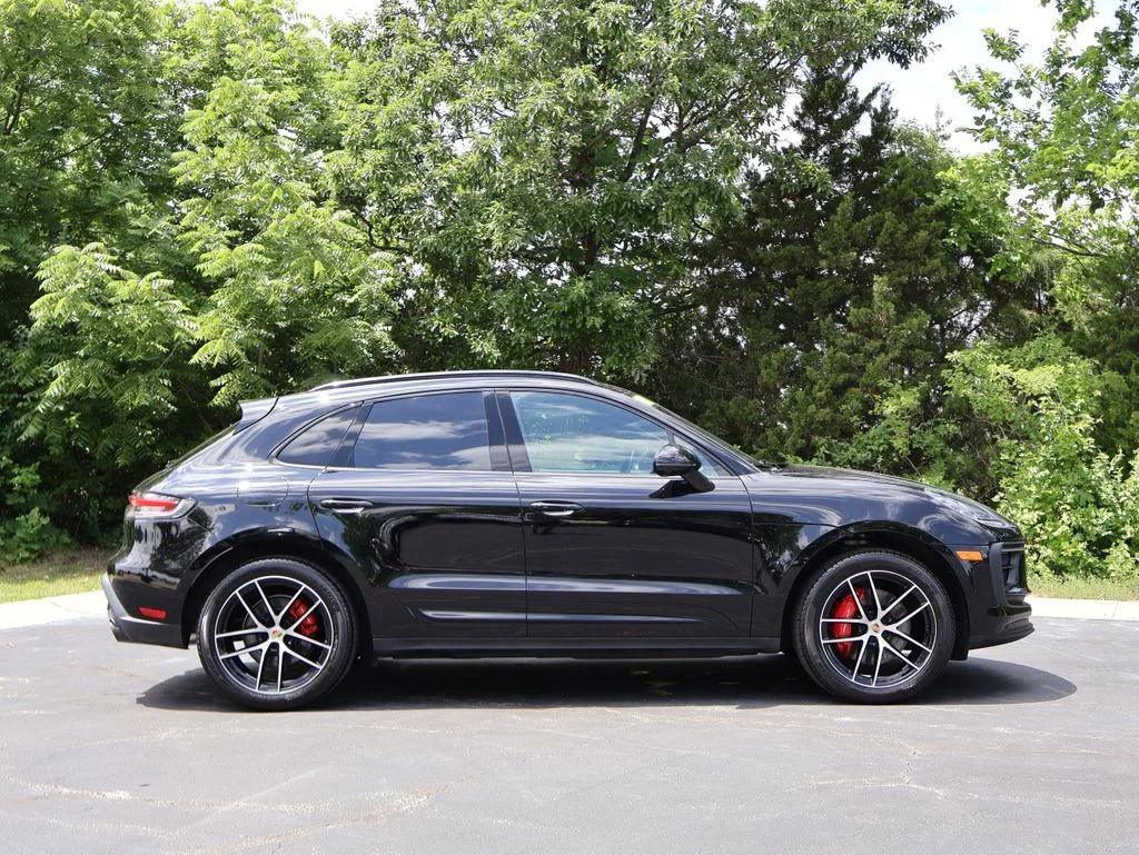 Used 2023 Blue Porsche S image 9
