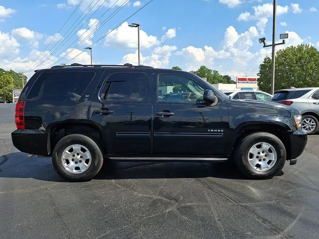 Used 2010 Black Chevrolet LT image 7