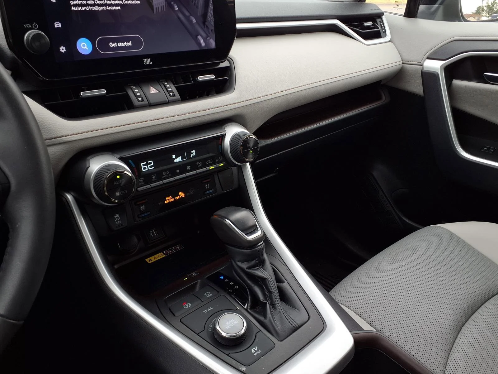 Used 2023 Blueprint Toyota Hybrid Limited image 11