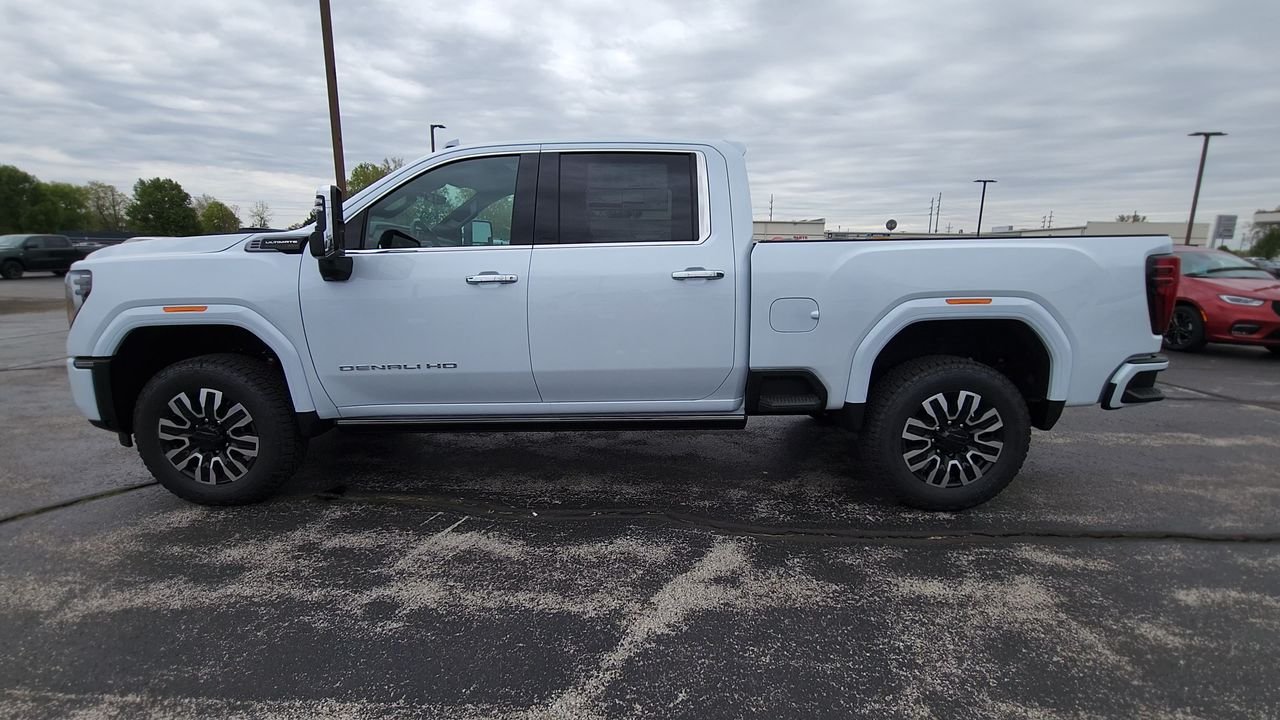 New 2026 White GMC Denali Ultimate image 5