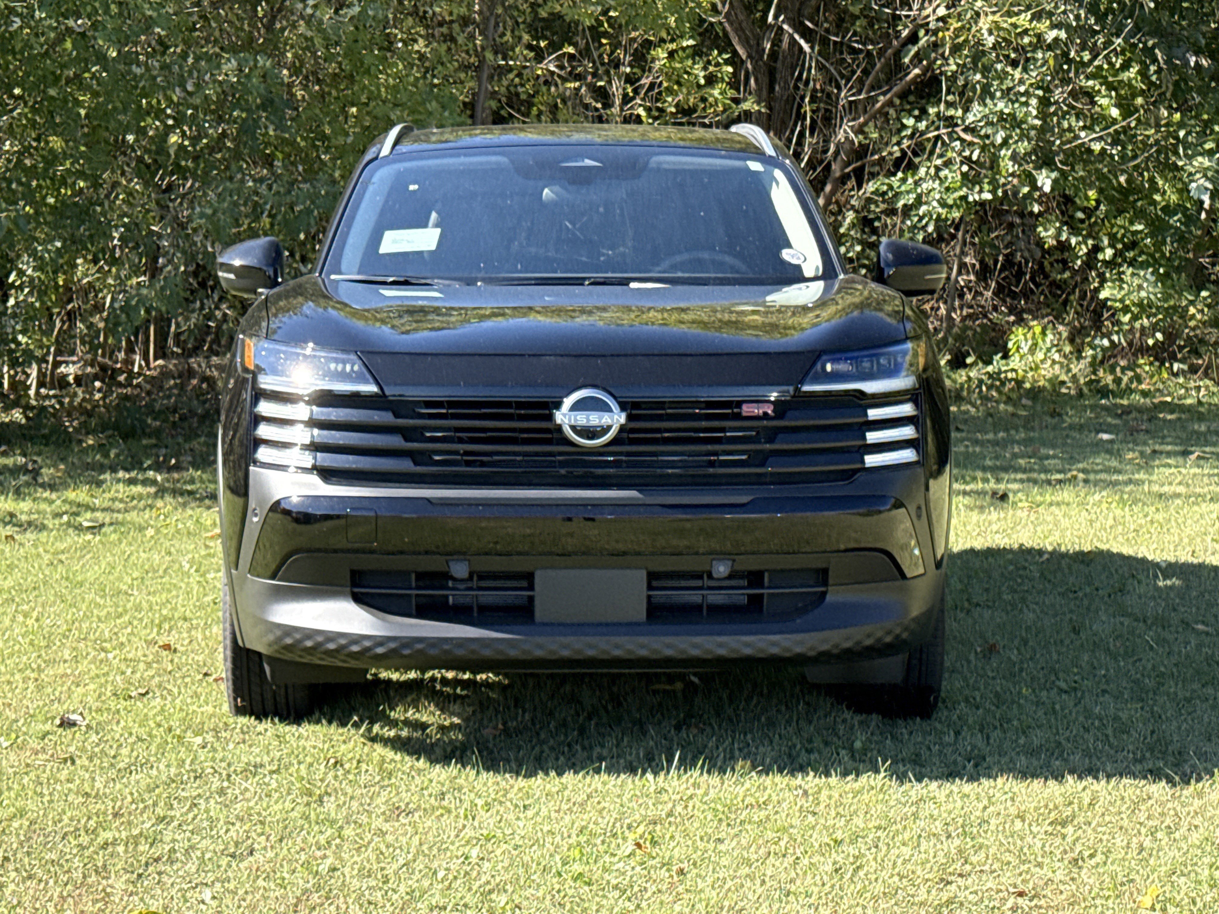 New 2026 Super Black Nissan SR image 12