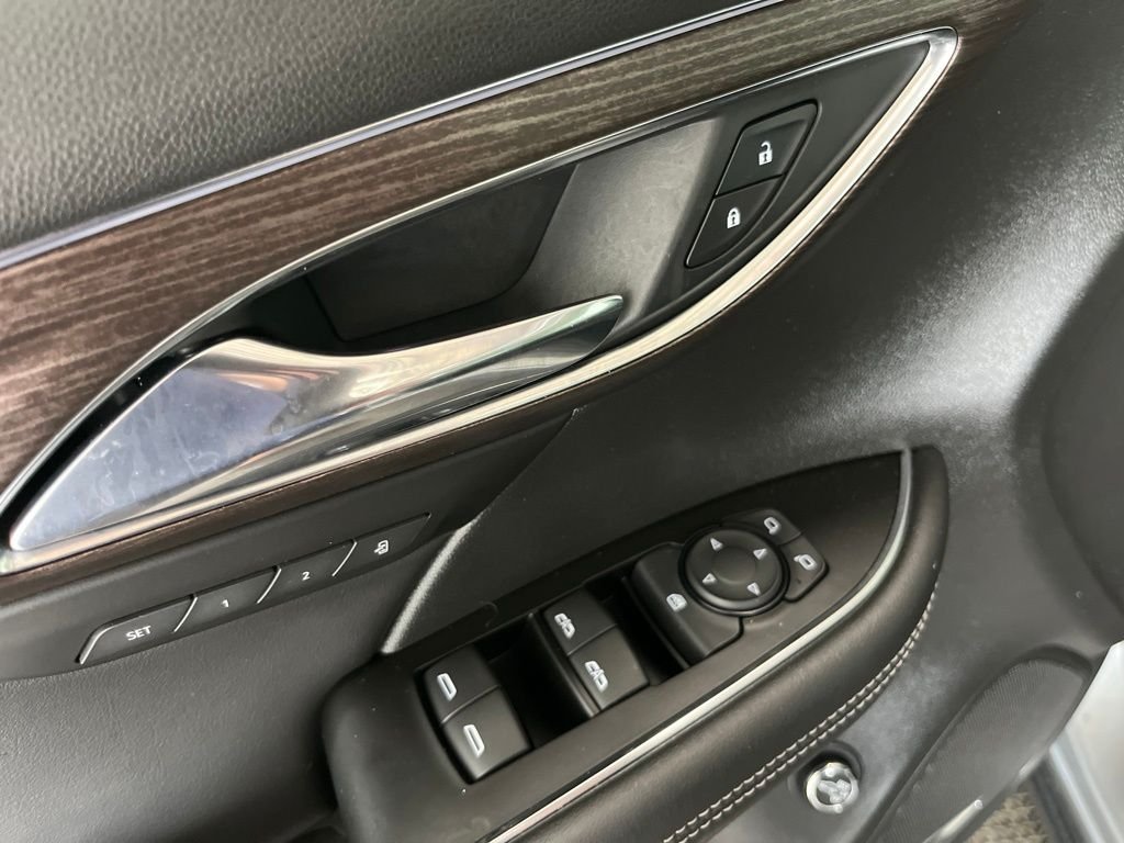 Used 2023 Gray Buick Avenir image 5