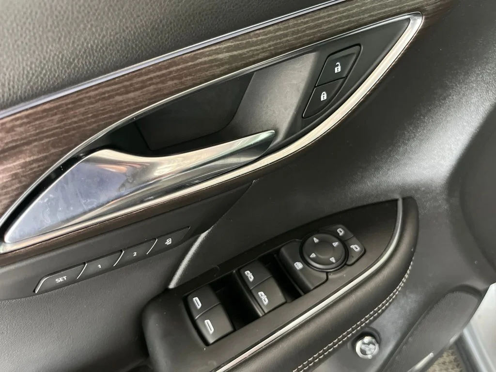 Used 2023 Gray Buick Avenir image 5
