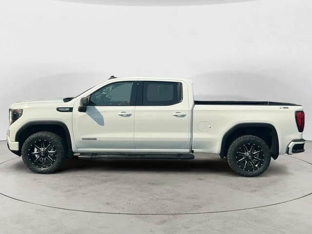 Used 2024 White GMC Elevation image 8