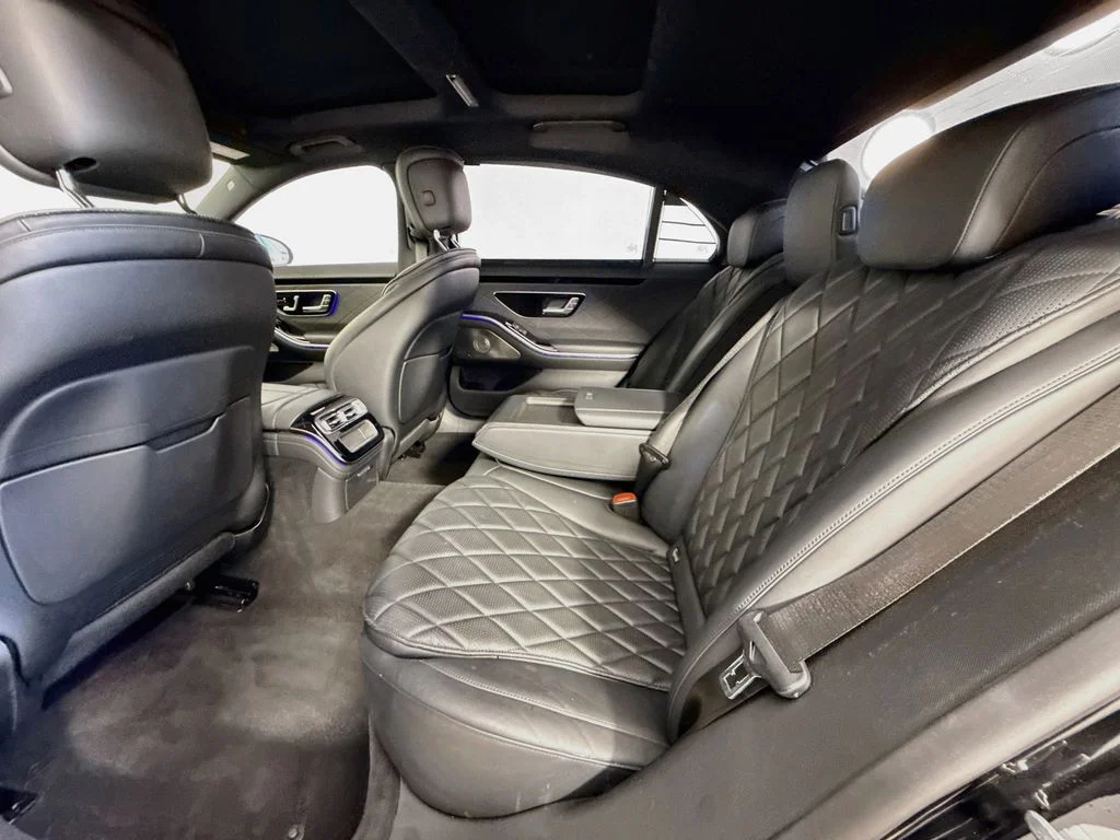 Used 2022  Mercedes-Benz S 580 image 24