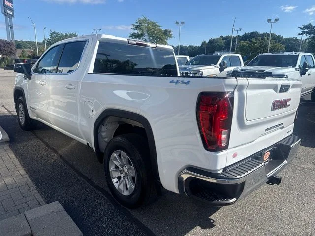 Used 2023 White GMC SLE image 5