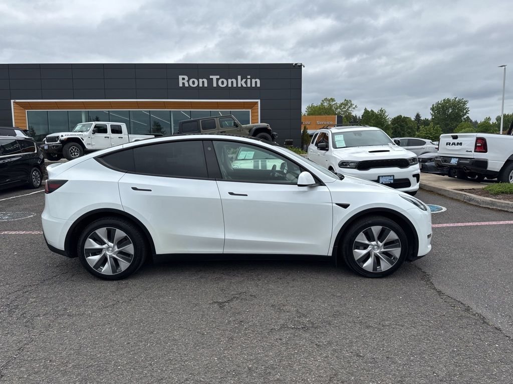 Used 2021 Pearl White Multi-Coat Tesla Long Range image 9