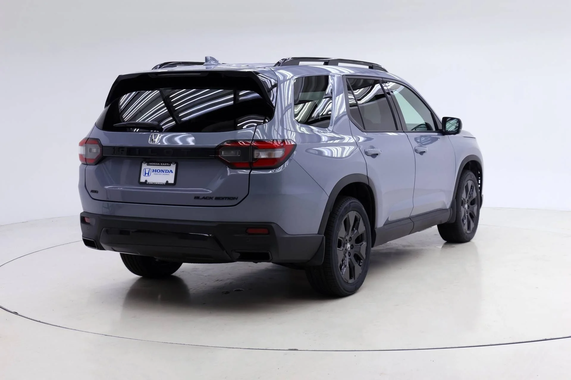 New 2026 Sonic Gray Pearl Honda Black Edition image 2