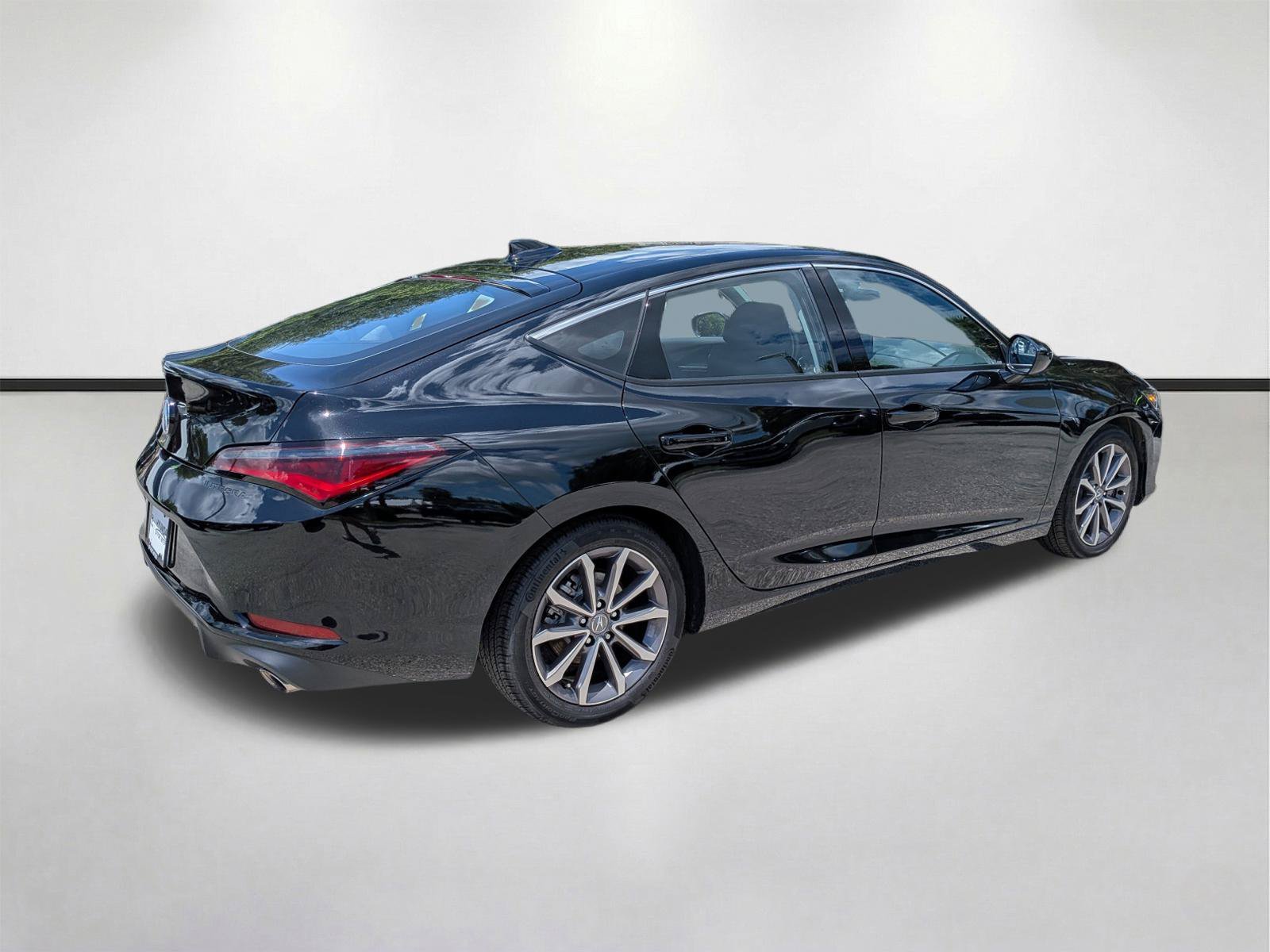 Used 2026 Majestic Black Pearl Acura Base image 4