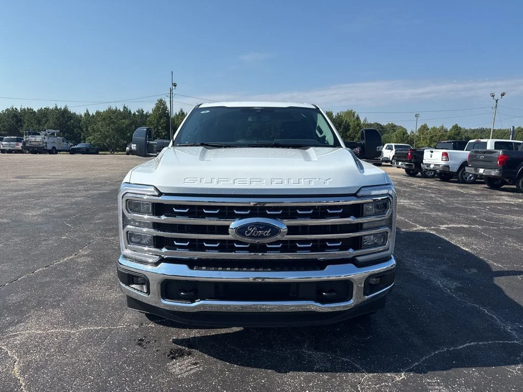 New 2026 Oxford White Ford F-250® Lariat® image 12