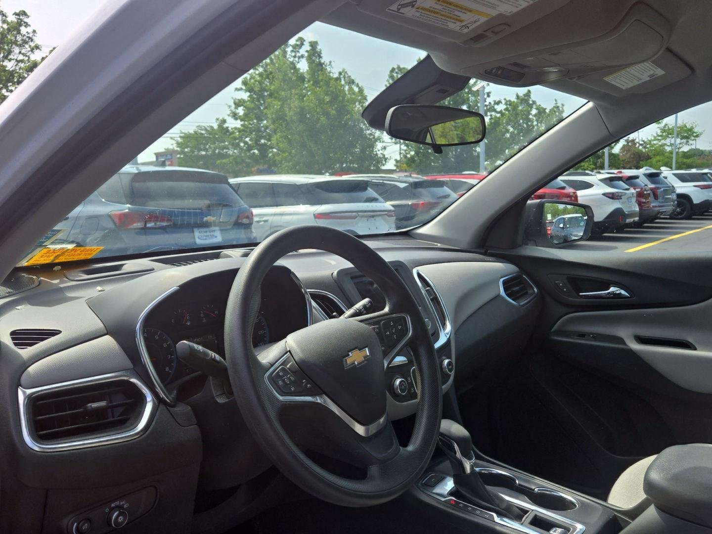 Used 2022 Summit White Chevrolet LS image 2