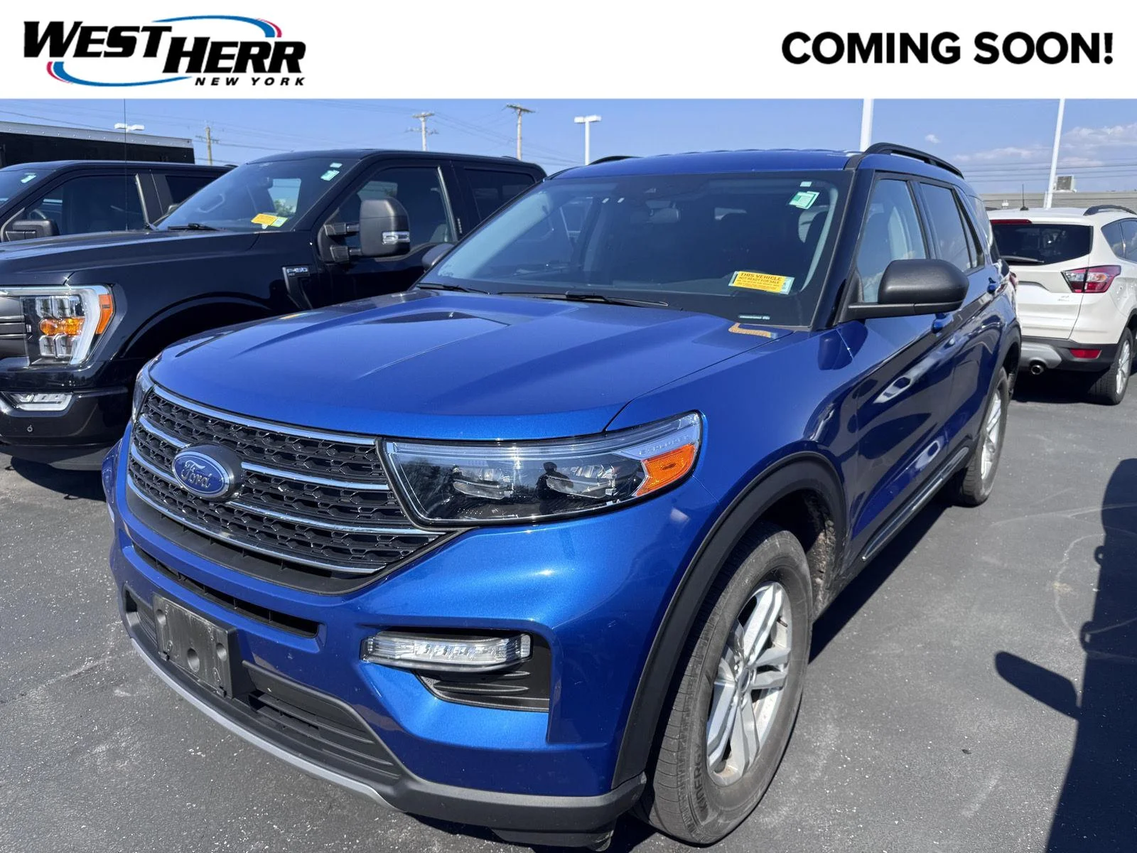 2023 Ford Explorer XLT 4WD's photo