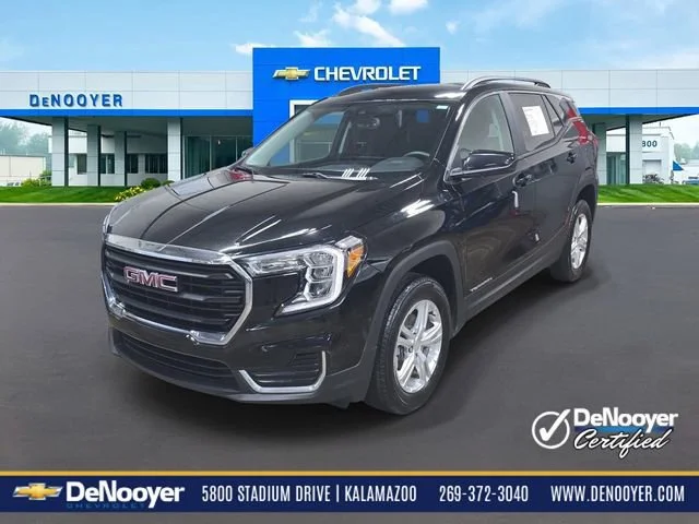 2024 GMC Terrain SLE AWD's photo