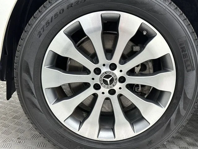 Used 2019 White Mercedes-Benz GLS 450 image 10