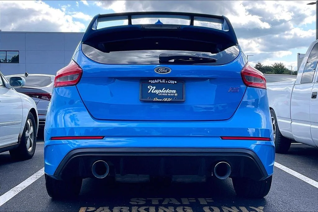 Used 2016 Blue Ford RS image 4