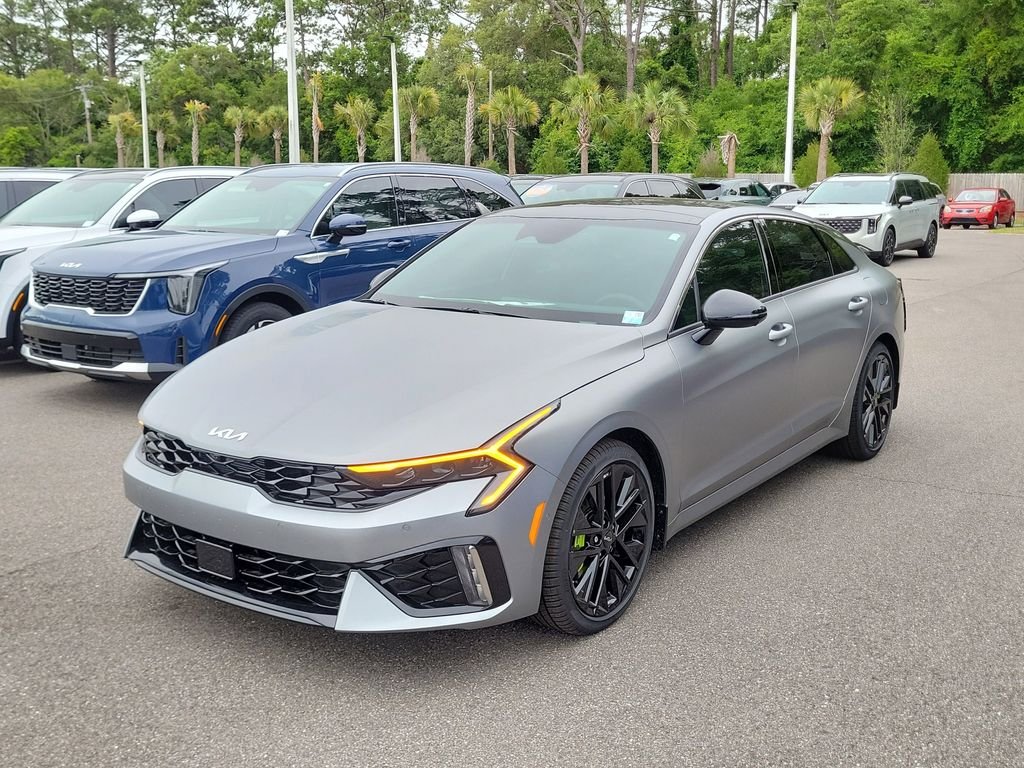 New 2026 Gray Kia GT image 3