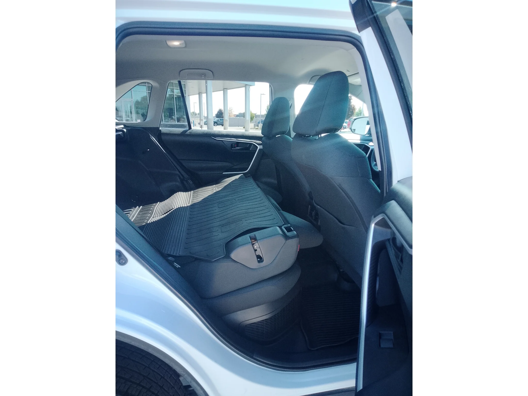 Used 2024 Ice Cap Toyota Hybrid LE image 13