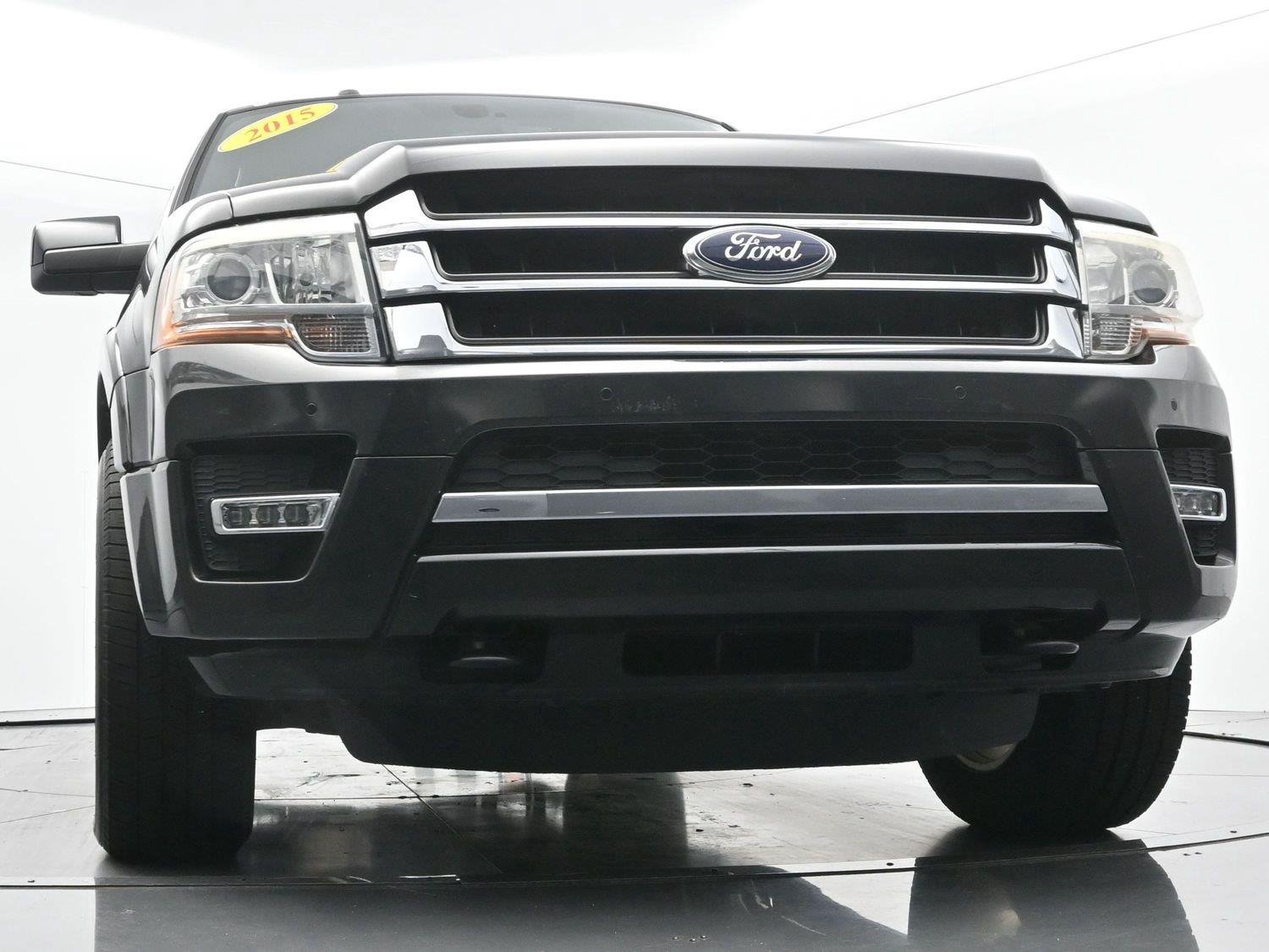 Used 2015 Tuxedo Black Metallic Ford Limited image 54
