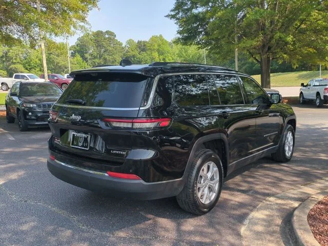 Used 2023 Black Jeep Limited image 5