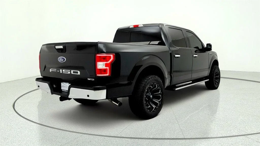 Used 2018 Shadow Black Ford XLT 4WD SuperCrew 5.5