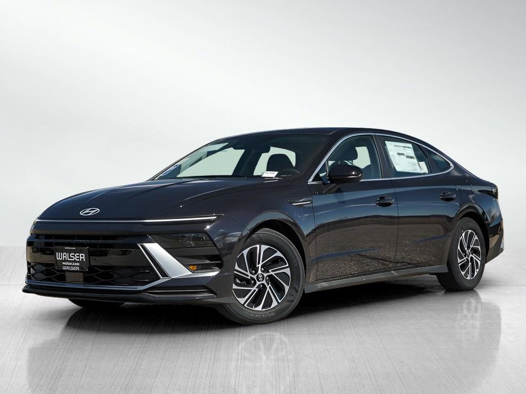 New 2026 Carbon Blue Hyundai Blue FWD image 25