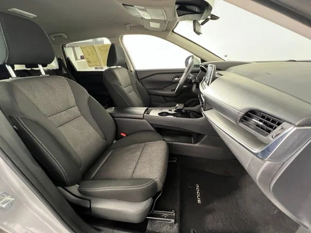 Used 2024 Brilliant Silver Metallic Nissan SV image 39