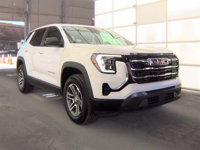 Used 2025 Summit White GMC Elevation image 4