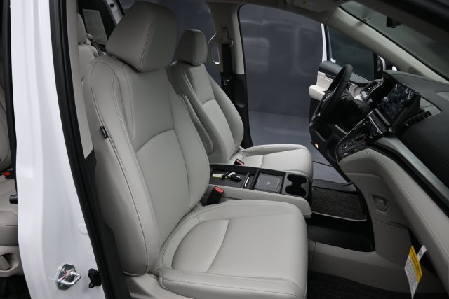 New 2027 Platinum White Pearl Honda EX-L image 25