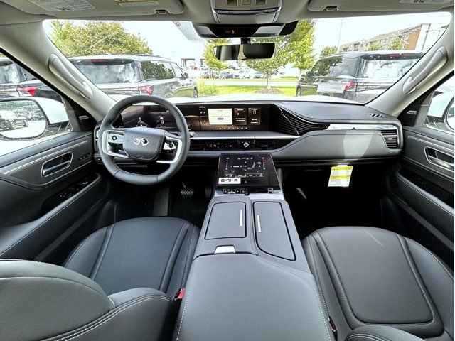 New 2026 RADIANT WHITE INFINITI Pure 4WD image 13