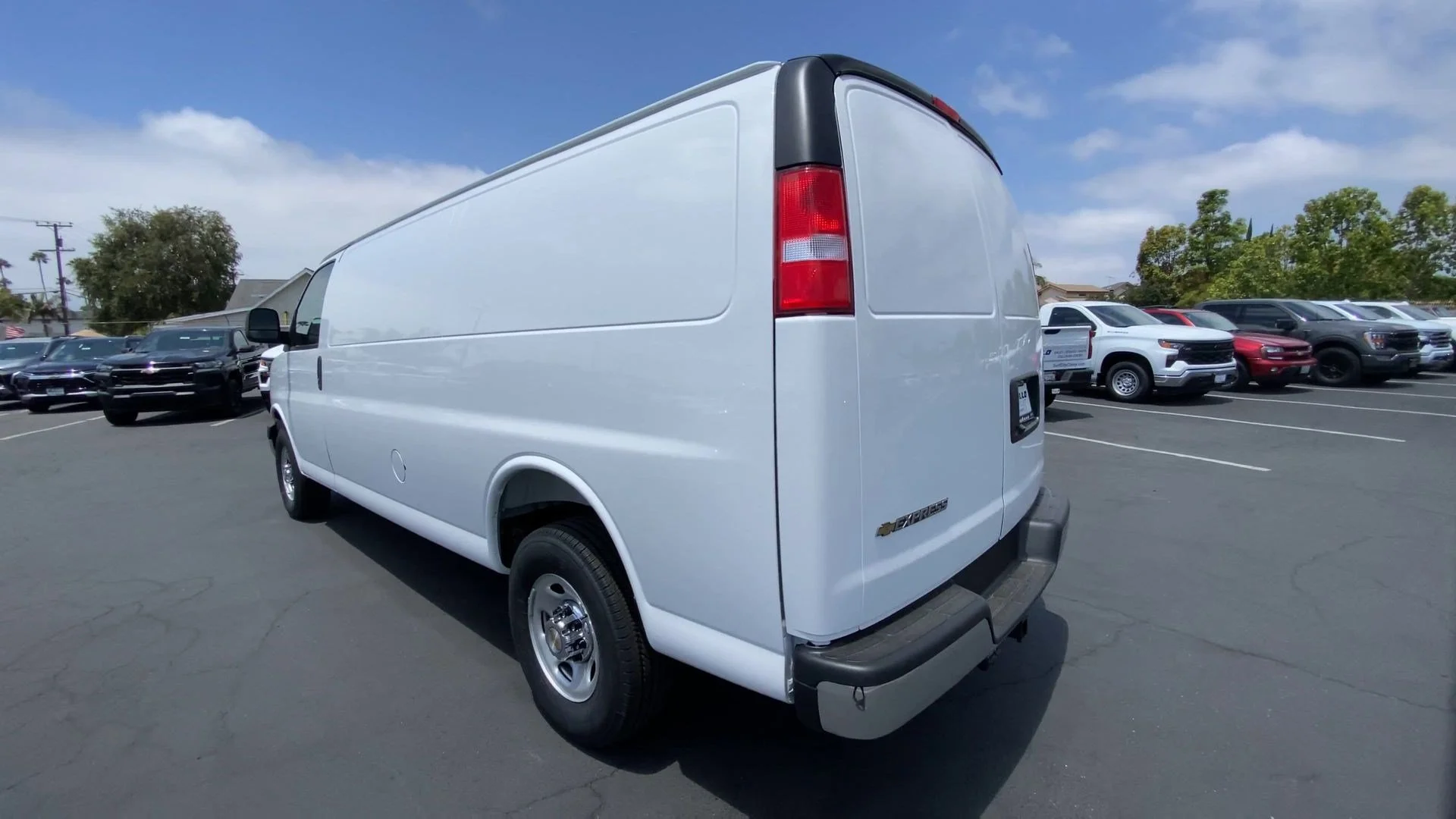 2026 Chevrolet Express Cargo Work Van - Photo 7
