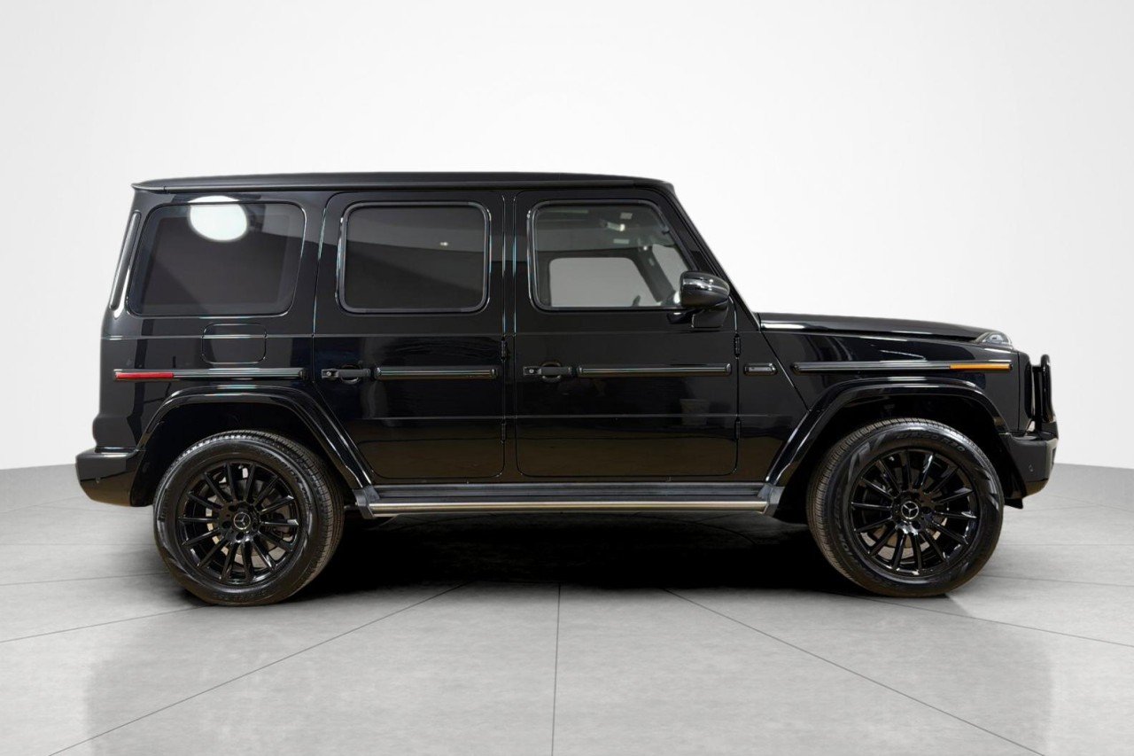 Certified Used 2021 Obsidian Black Metallic Mercedes-Benz G 550 image 6