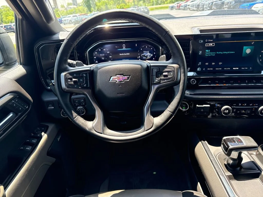 2023 Chevrolet Silverado 1500 ZR2 - Photo 12