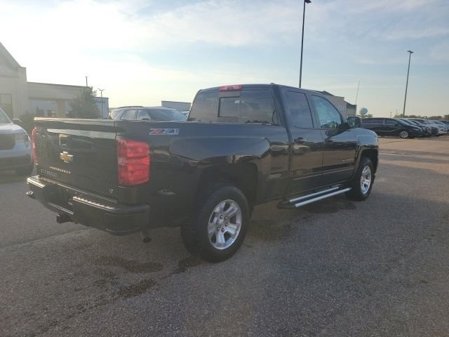 Used 2016 Black Chevrolet LT image 21