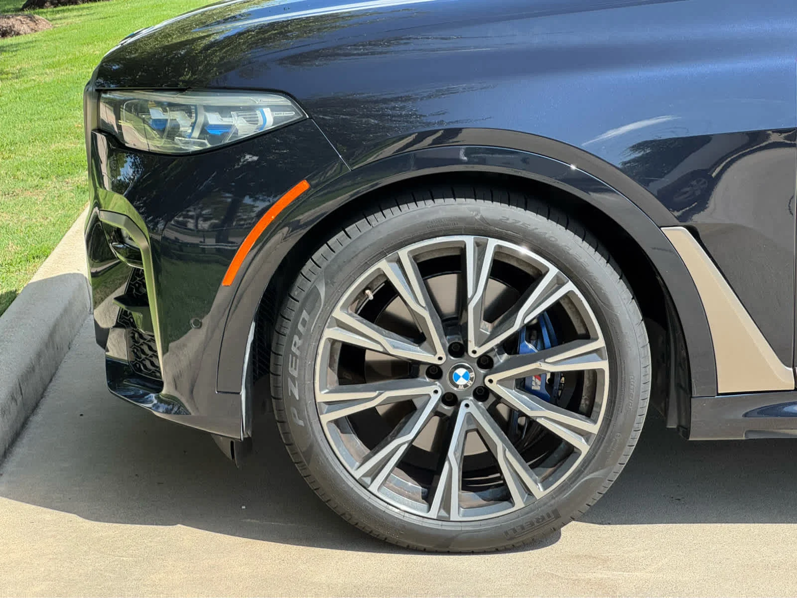Used 2021 Carbon Black Metallic BMW M50i image 11