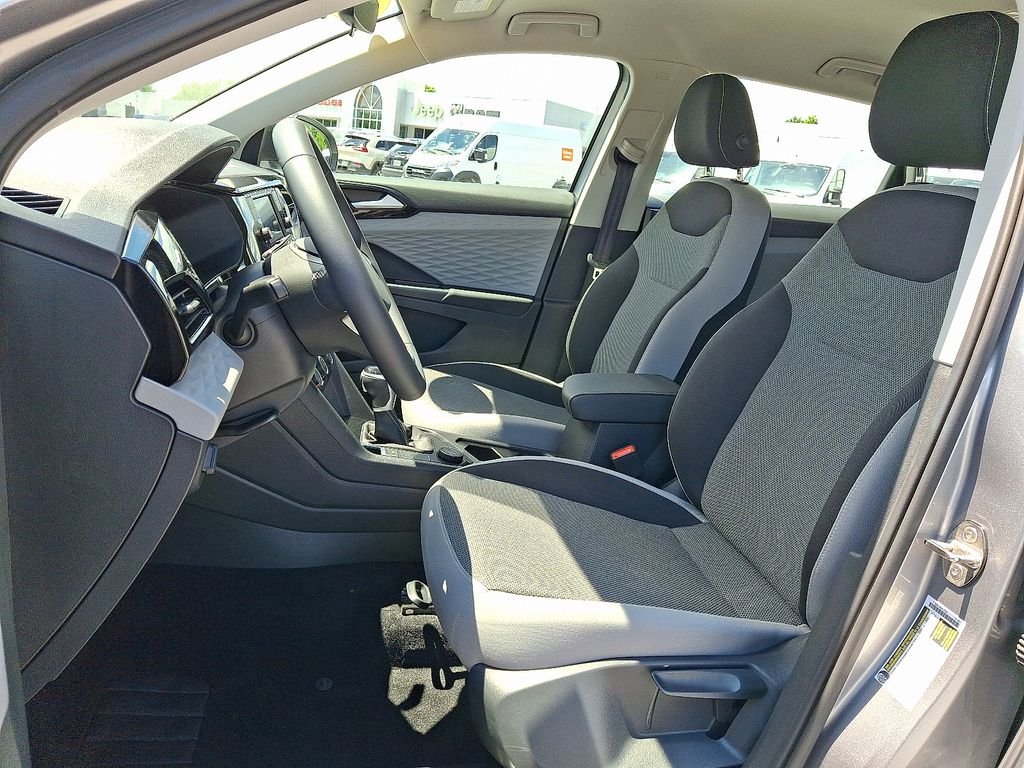 Used 2023 Silver Volkswagen 1.5T S image 14